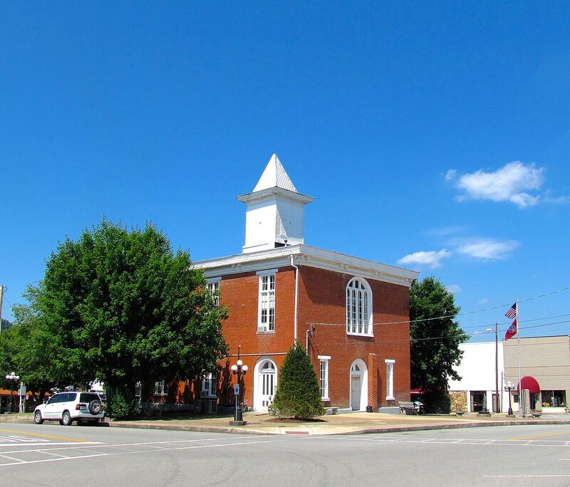 The courthouse square in Celina