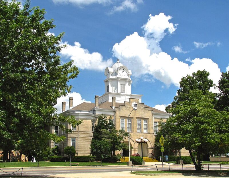 The Cumberland County Courthouse in Crossville
