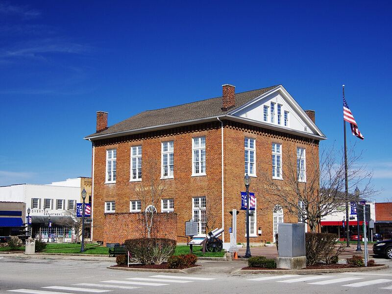 The Overton County Courthouse in Livingston